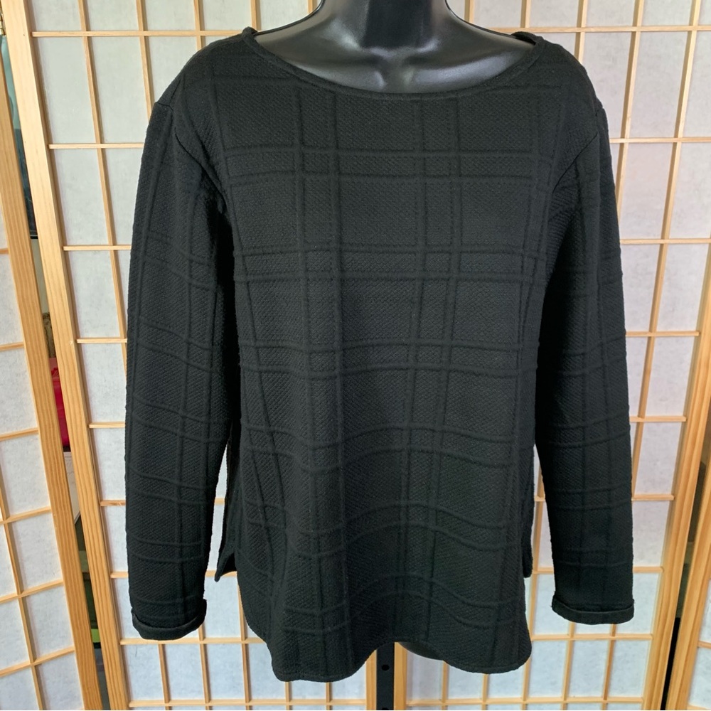 H&M “Plaid” Textured Basic Black Top